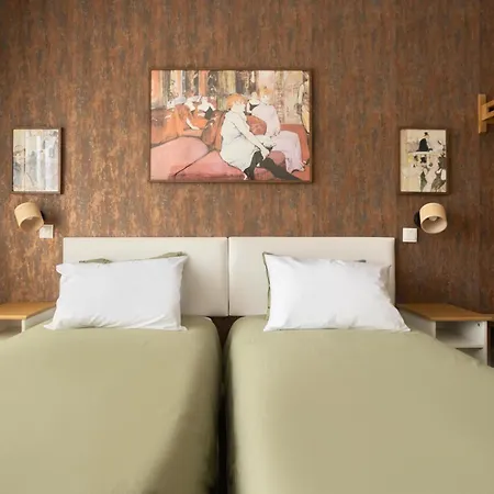 Art-inspired - Ensuite Double With Ac And Workspace In * Porto