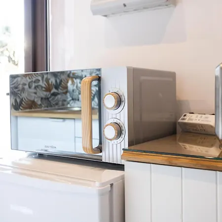 Hostel Art-inspired - Ensuite Double With Ac And Workspace In *