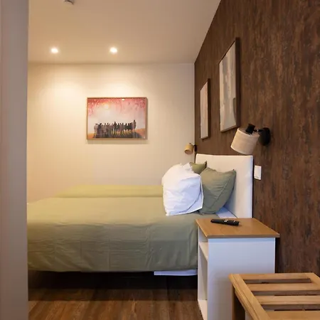 Hostel Art-inspired - Ensuite Double With Ac And Workspace In *